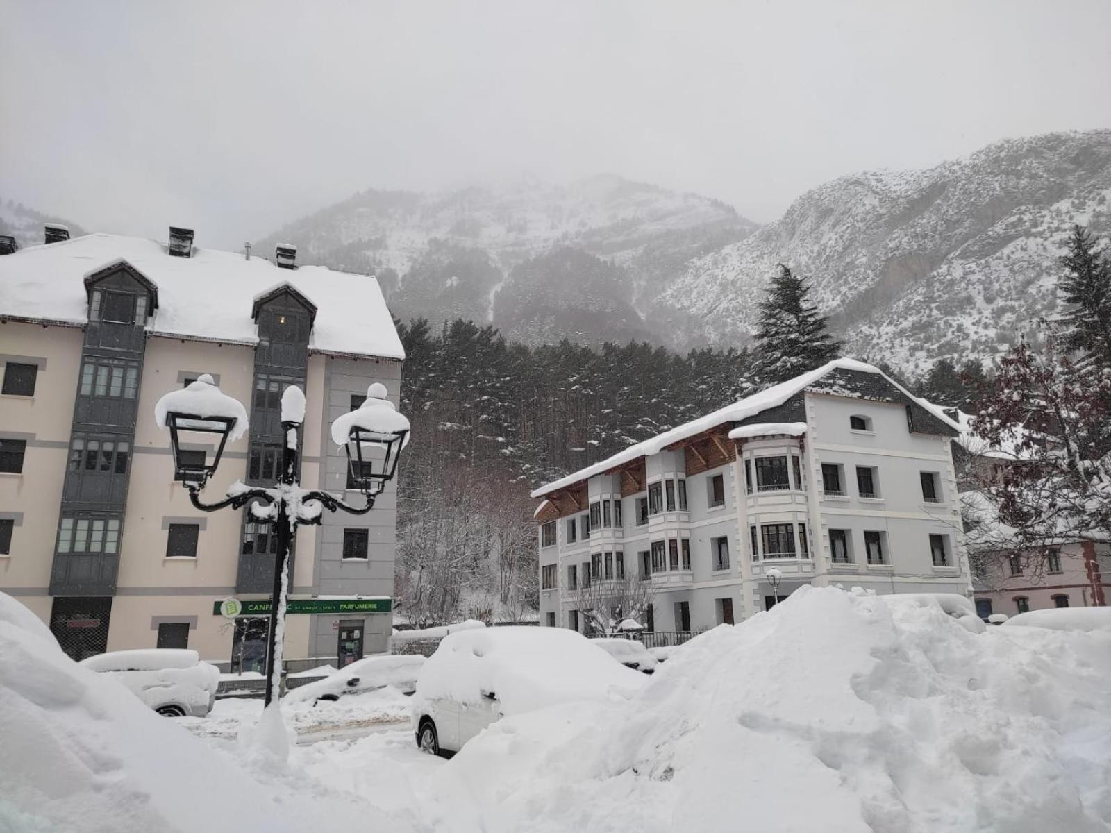 Arce Avairent Canfranc Estacion Appartement Buitenkant foto