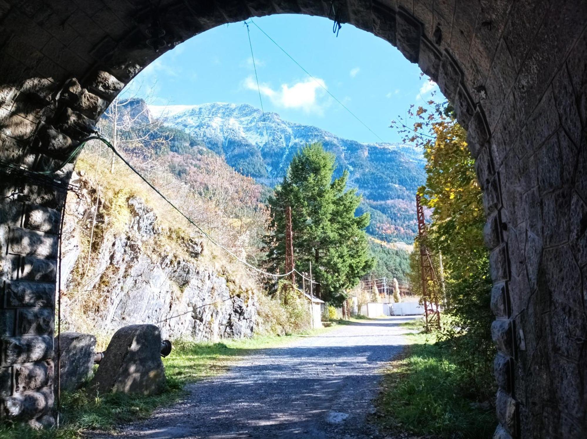 Arce Avairent Canfranc Estacion Appartement Buitenkant foto
